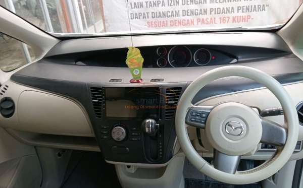 MAZDA  BIANTE  2.0L 5 A/T