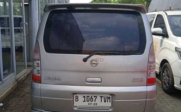 NISSAN SERENA HIGHWAY STAR