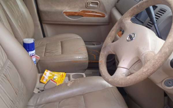 NISSAN SERENA HIGHWAY STAR