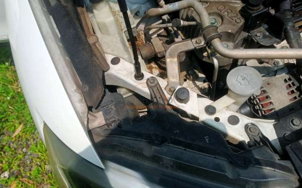 NISSAN X TRAIL 2.5