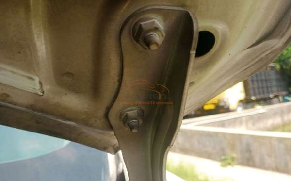 NISSAN X TRAIL 2.5