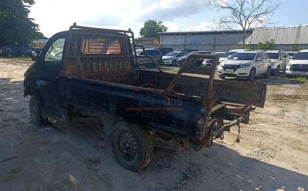 SUZUKI  MEGA CARRY  PU