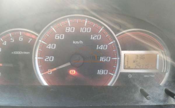 TOYOTA AVANZA