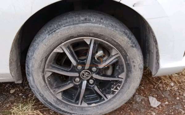 TOYOTA CALYA 1.2 G M/T