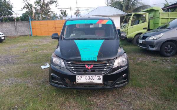 WULING  FORMO