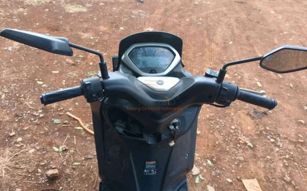 YAMAHA LEXI