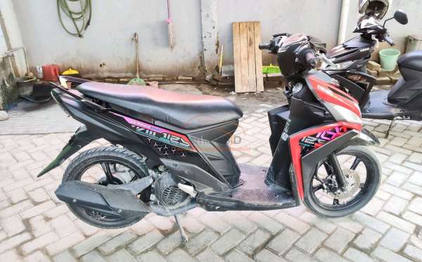 YAMAHA  MIO M3 125