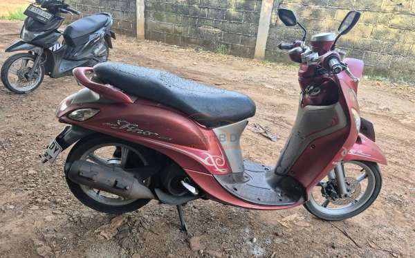 YAMAHA NEW FINO PREMIUM 125 BLUE CORE
