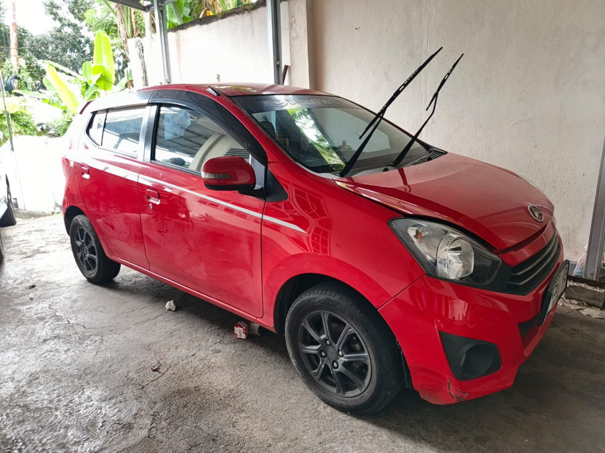 DAIHATSU AYLA  1.0 X