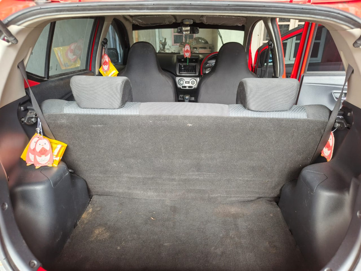 DAIHATSU AYLA  1.0 X