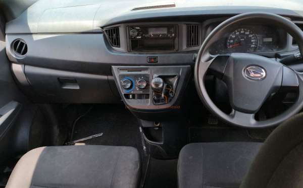 DAIHATSU SIGRA D