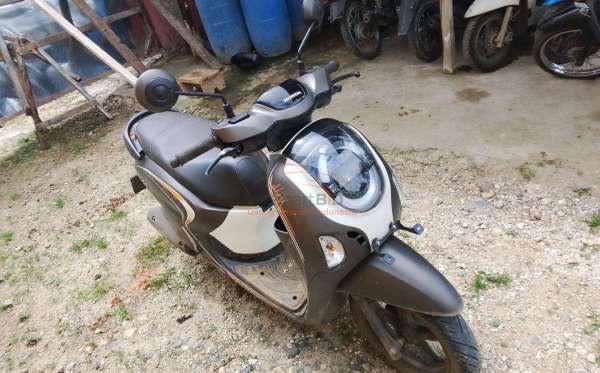 HONDA  SCOOPY
