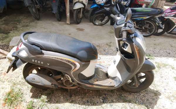 HONDA  SCOOPY