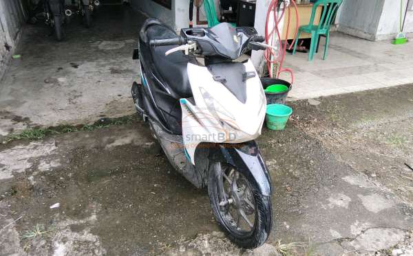 HONDA  BEAT