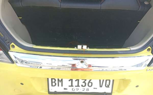 HONDA  BRIO  SATYA 1.2 E