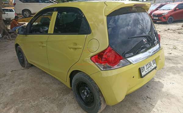 HONDA  BRIO  SATYA 1.2 E