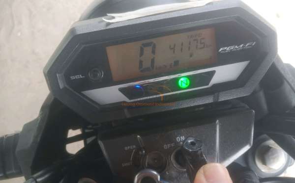 HONDA  CB 150 Verza
