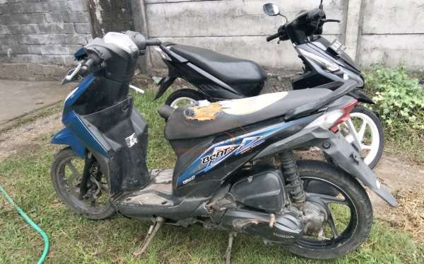 HONDA  BEAT