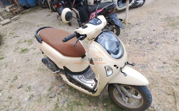 HONDA  SCOOPY