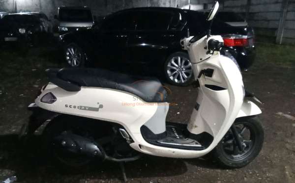 HONDA SCOOPY