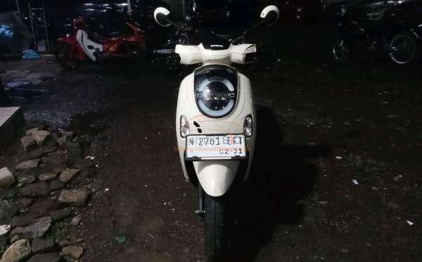 HONDA SCOOPY