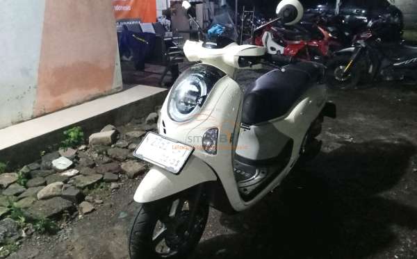 HONDA SCOOPY