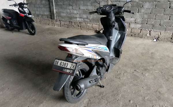 HONDA  VARIO