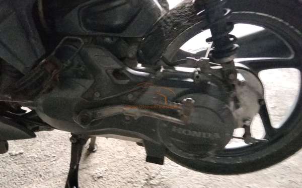 HONDA  VARIO