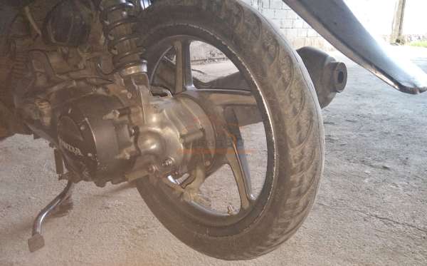 HONDA  VARIO