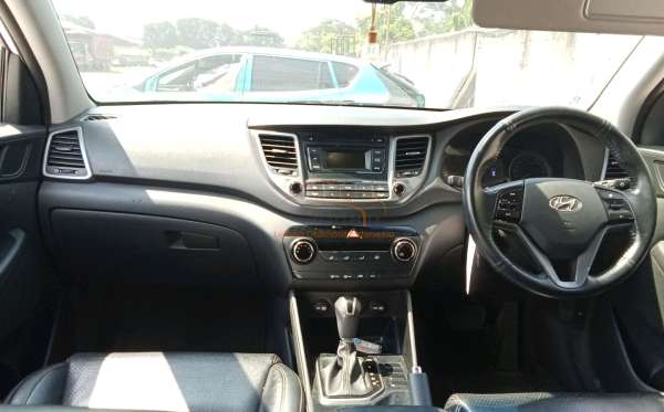 HYUNDAI TUCSON 2.0 2WD