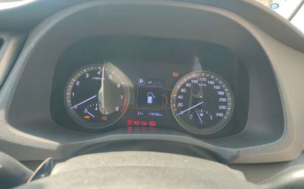 HYUNDAI TUCSON 2.0 2WD