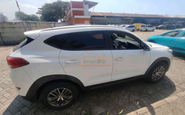HYUNDAI TUCSON 2.0 2WD