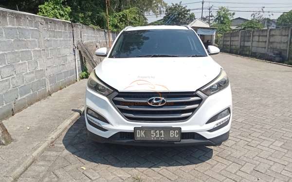 HYUNDAI TUCSON 2.0 2WD