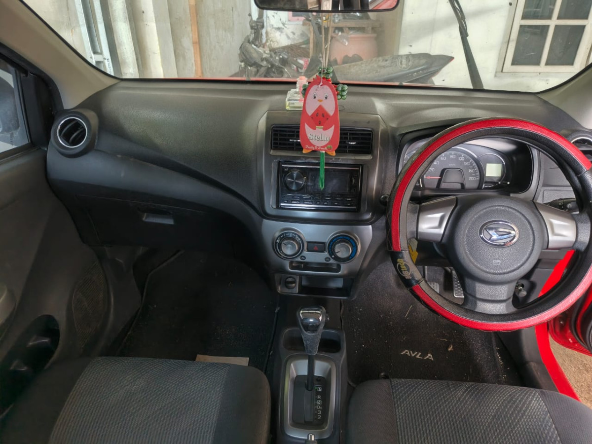 DAIHATSU AYLA  1.0 X
