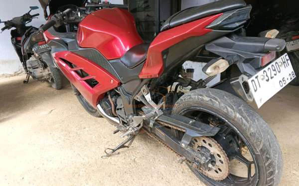 KAWASAKI NINJA EX 250 L