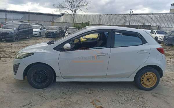 MAZDA MAZDA 2
