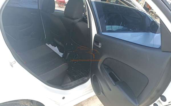 MAZDA MAZDA 2