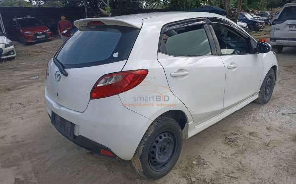 MAZDA MAZDA 2