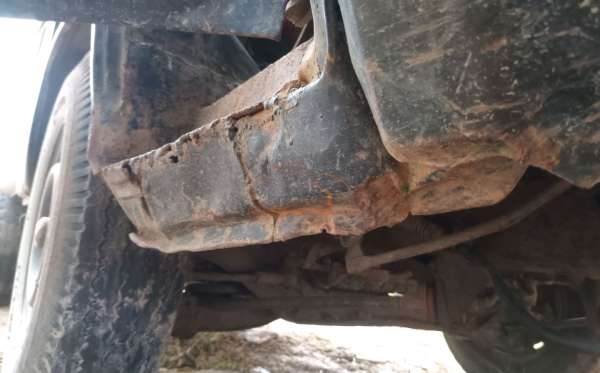 MITSUBISHI L300 PU FB-R (4X2)