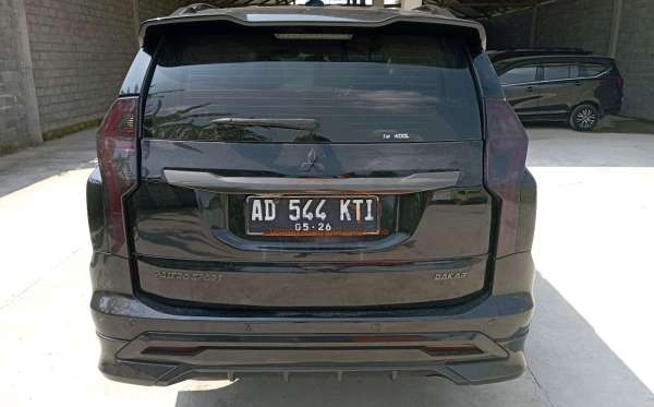 MITSUBISHI PAJERO SPORT 2.4L DAKAR-L (4X2)