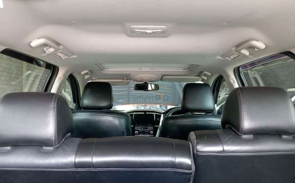 MITSUBISHI PAJERO SPORT 2.4L DAKAR-L (4X2)