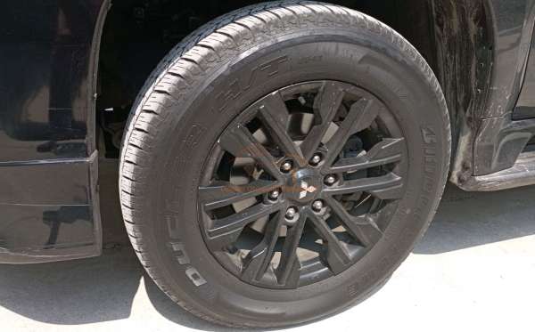 MITSUBISHI PAJERO SPORT 2.4L DAKAR-L (4X2)