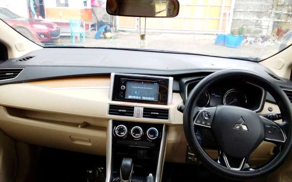 MITSUBISHI XPANDER