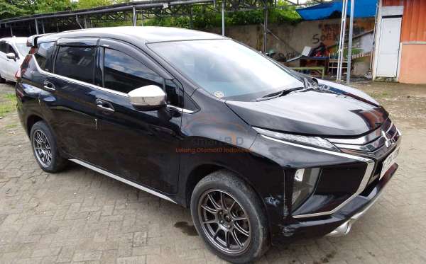 MITSUBISHI XPANDER