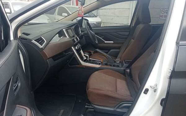 NISSAN LIVINA VE