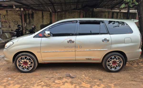 TOYOTA  KIJANG  INNOVA G