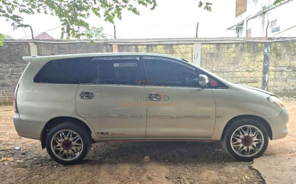 TOYOTA  KIJANG  INNOVA G