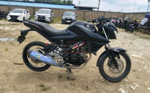 YAMAHA  VIXION