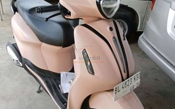 YAMAHA  GRAND FILANO 125