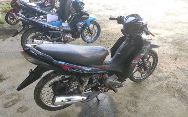 YAMAHA JUPITER Z1 CW
